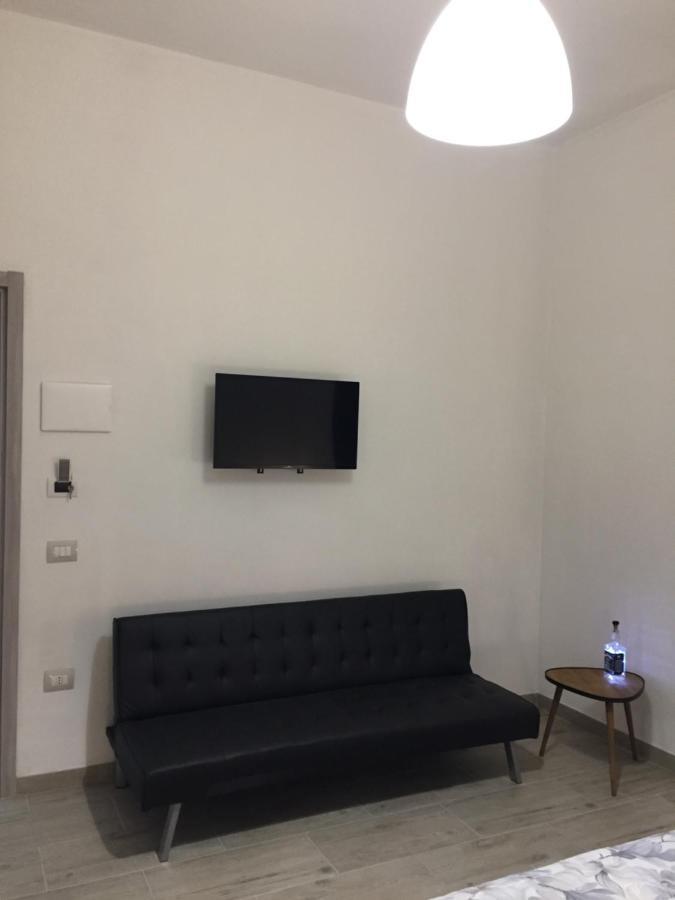 Domus Alice Apartment Monserrato Bagian luar foto