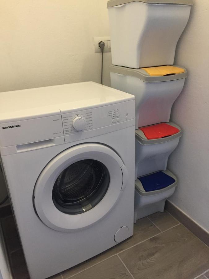 Domus Alice Apartment Monserrato Bagian luar foto