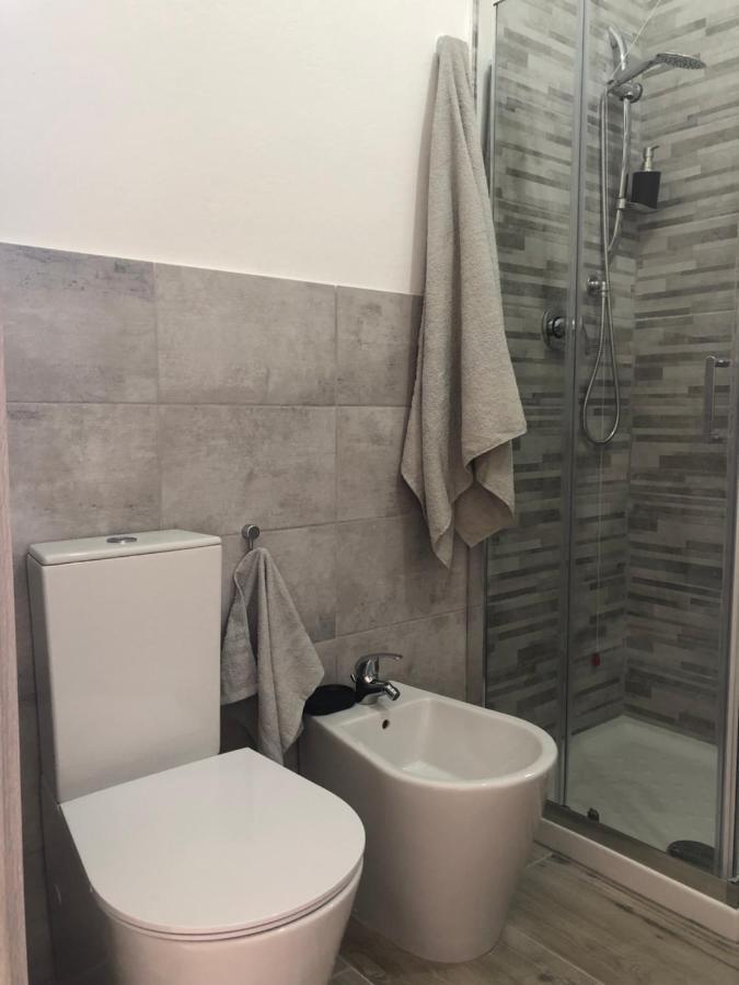 Domus Alice Apartment Monserrato Bagian luar foto