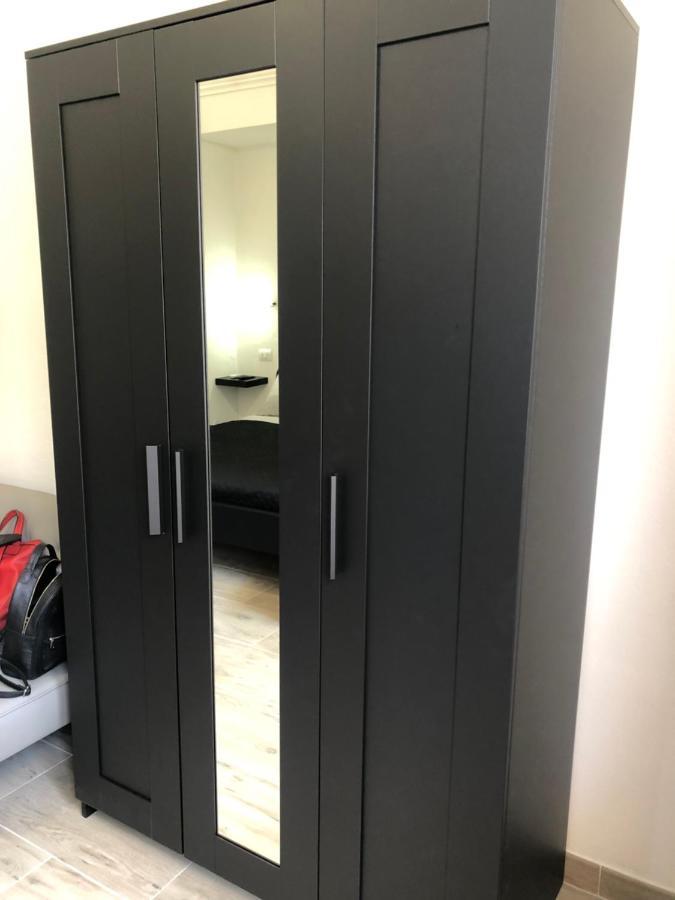 Domus Alice Apartment Monserrato Bagian luar foto