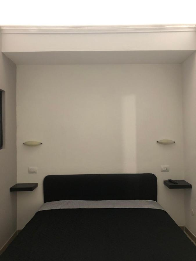 Domus Alice Apartment Monserrato Bagian luar foto